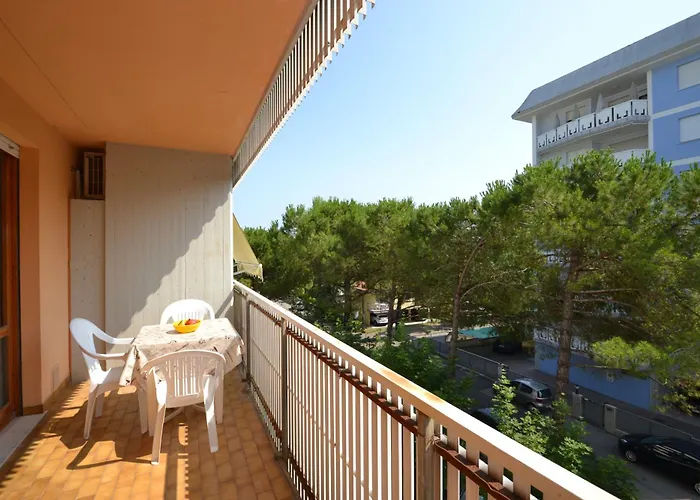 Διαμέρισμα Luminous Just Next To The *