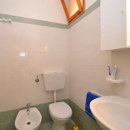 Apartamento Luminous Just Next To The *